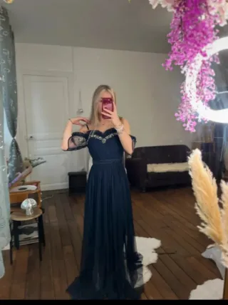 Vestido de fiesta azul