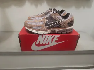 Zapatillas Nike Vomero 5