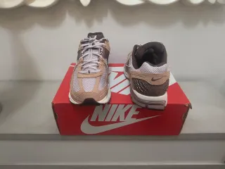 Zapatillas Nike Vomero 5