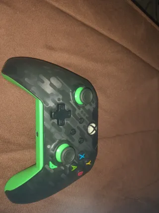 Mando Xbox Negro y Verde