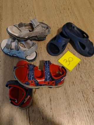 Lotto scarpe bambino n. 30