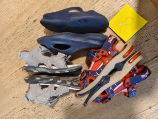 Lotto scarpe bambino n. 30