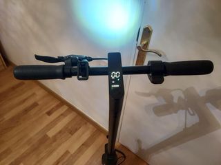 Patinete eléctrico casi nuevo