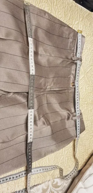 Lote 2 trajes pantalón y falda