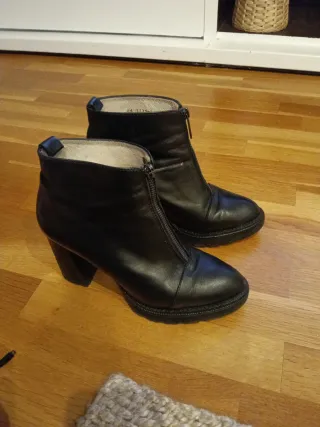 Botines Gadea Tacón Cremallera Negra