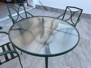 Mesa y 4 sillas de terraza cristal y aluminio