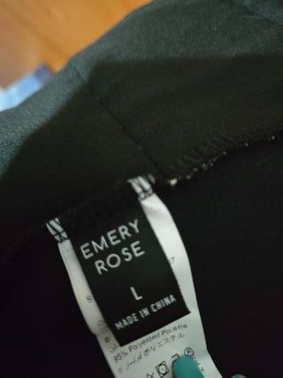 Chaqueta fina bordada