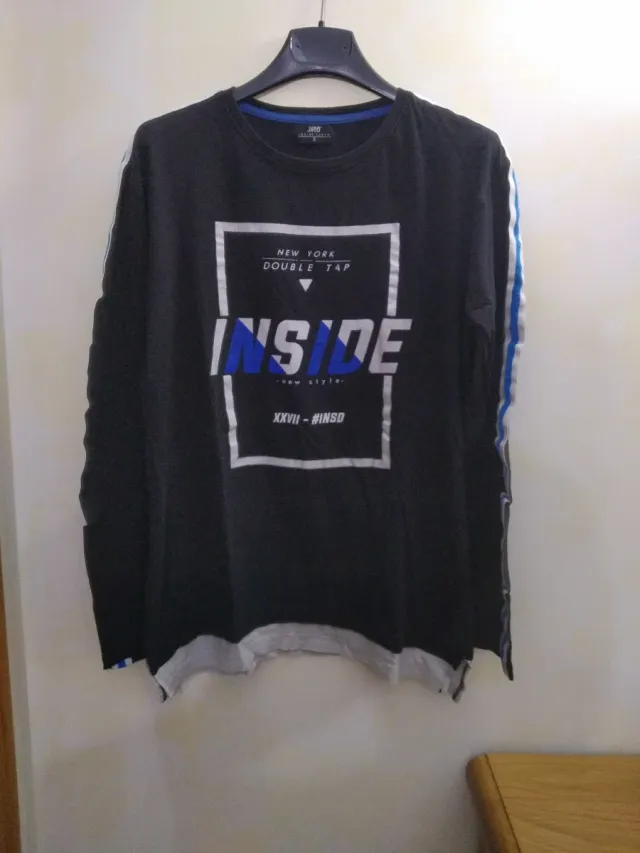 Camiseta manga larga INSIDE negra y azul