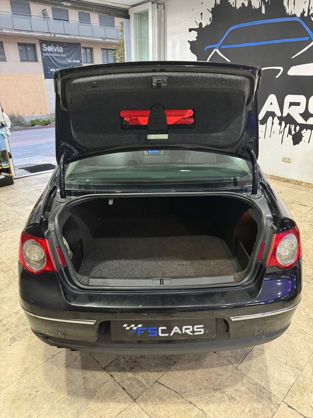 VOLKSWAGEN PASSAT 🟡 2.0 TDI 140cv DSG NACIONAL
