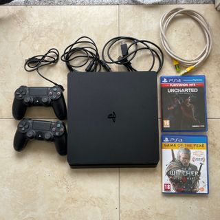 PS4 Slim 500GB + 2 Mandos + 2 Juegos 