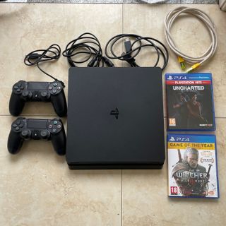 PS4 Slim 500GB + 2 Mandos + 2 Juegos 