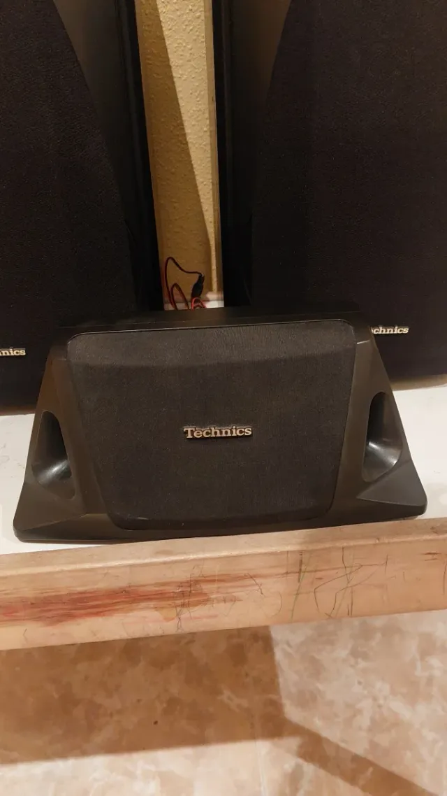 Conjunto Altavoces Technics Negro