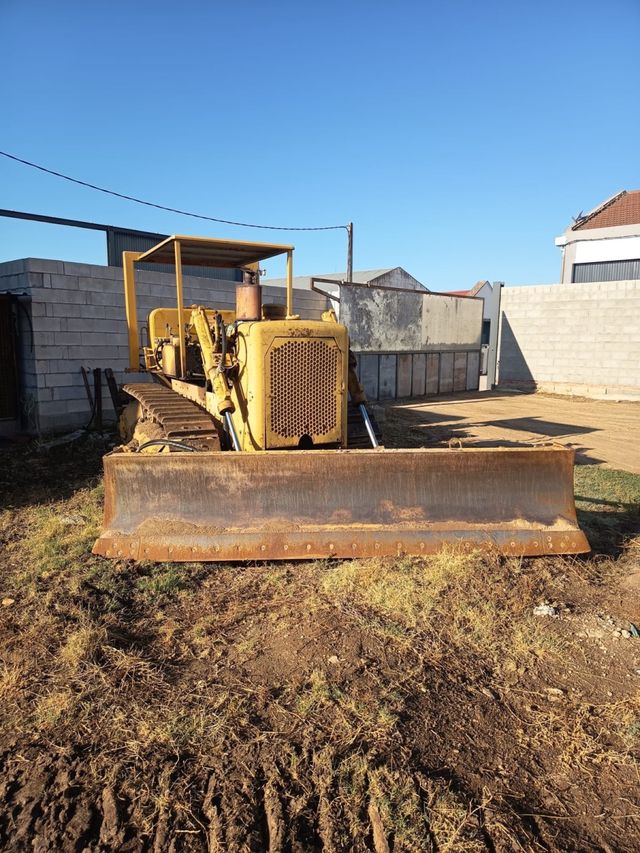 Oruga Caterpillar D4 D