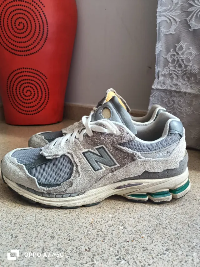 New Balance 2002R Protection Pack Gris/Verde