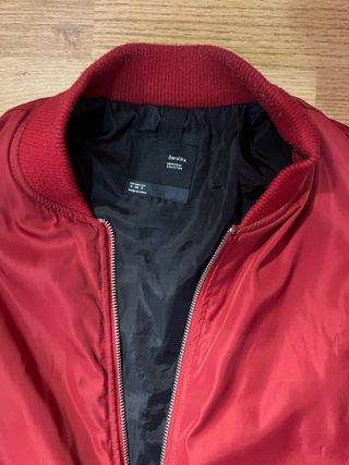 Chaqueta Bomber Roja Bershka