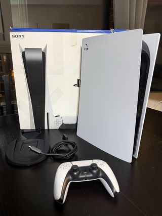 PlayStation 5 con mando