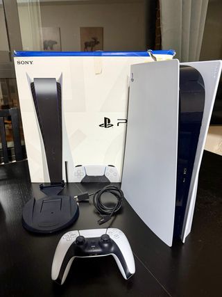PlayStation 5 con mando