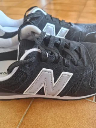 Zapatillas New Balance 373 Negras