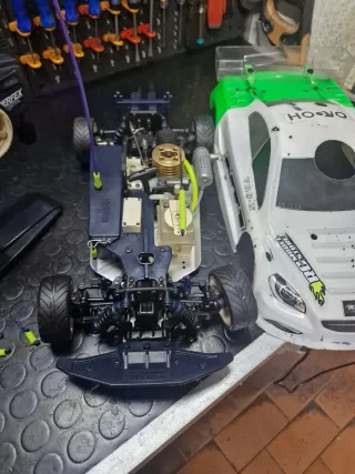 Auto RC a scoppio 1/10