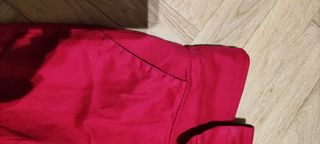 Falda roja talla 40 con lazo