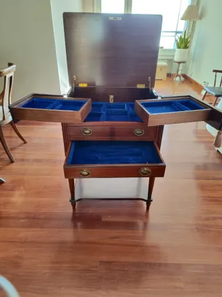Mueble cubertero madera antiguo