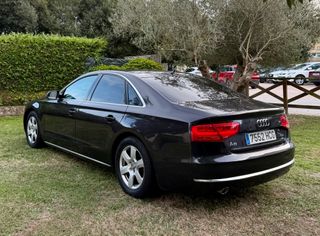 Audi A8 2012