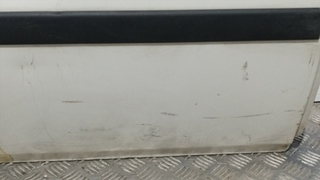 PUERTA TRASERA DERECHA VOLVO SERIE 460