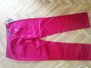 Pantalón mujer rojo elastico