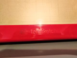 Telesketch clásico rojo