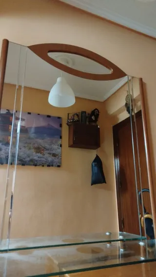 Mueble de entrada madera, cristal y espejo