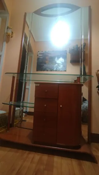 Mueble de entrada madera, cristal y espejo