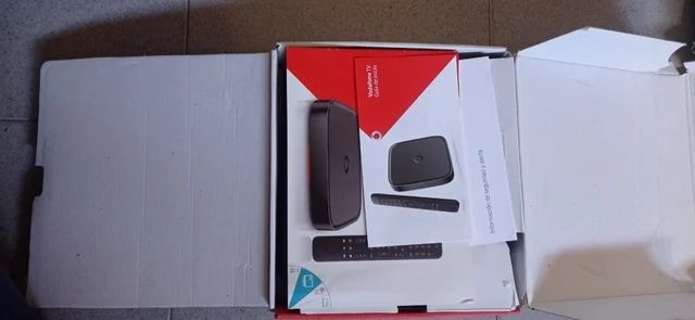 Decodificador Vodafone TV + Mando