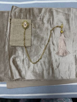 Abaniquera / cuelga abanico , para indumentaria 