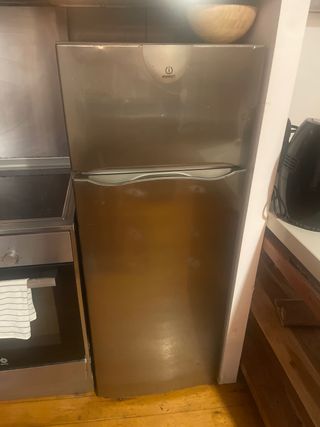 Nevera Indesit