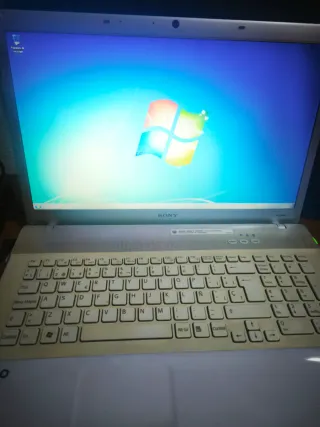 Sony Vaio vpcec1m1e portátil 