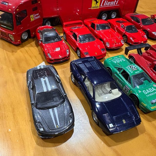 Lote Coches Escala 1:43 Ferrari burago y maisto
