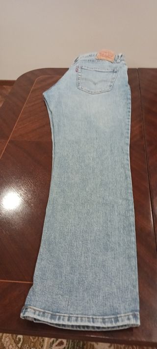 LEVI'S 511 TAPER FLEX CABALLERO W32 L30.