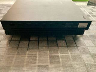 Xbox One X 1TB
