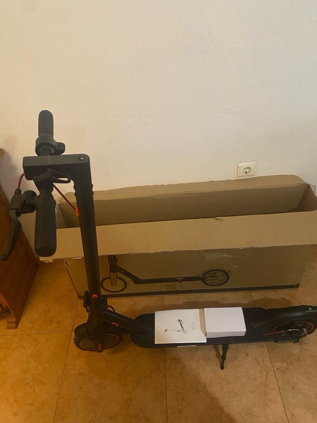 Patinete Eléctrico Negro