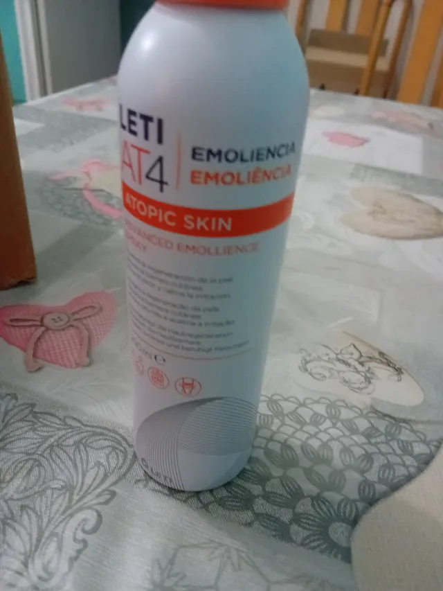 Leti AT4 ATOPIC SKIN spray