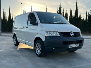Volkswagen Transporter T5 1.9tdi 105