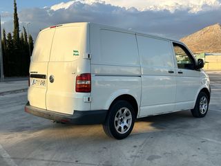 Volkswagen Transporter T5 1.9tdi 105