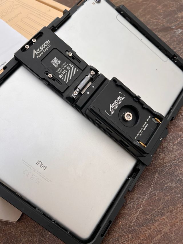 iPad Pro 10.5” + Jaula Accsoon Power Cage II + Car