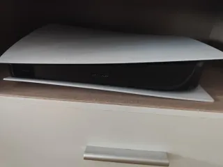 PlayStation 5 Blanca