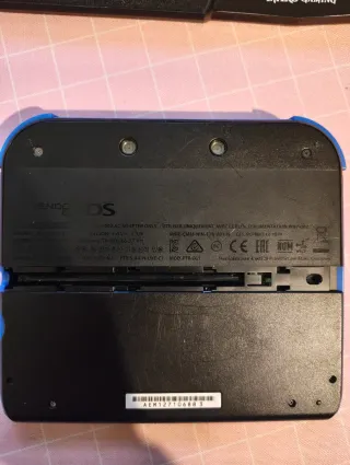 Nintendo 2DS per riparazioni o ricambi