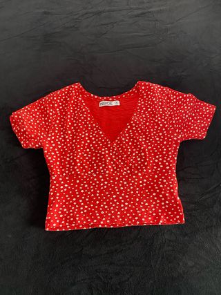 Camiseta INSIDE roja estampada flores XS