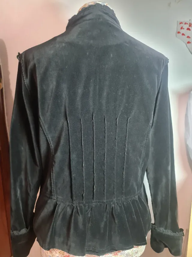 Chaqueta Terciopelo Negra Talla S
Como nueva