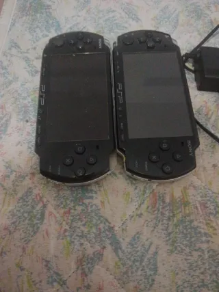 2 PSP Sony Negras (sin batería)