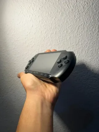 PSP 1004 Negra - Como Nueva