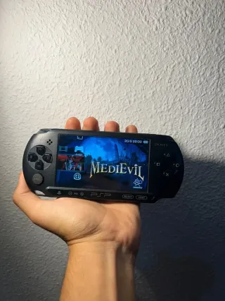 PSP 1004 Negra - Como Nueva